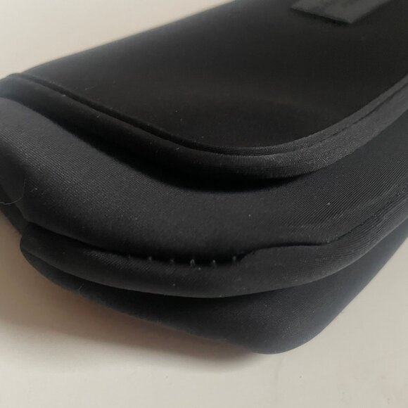 Barefoot Caribou Heat-Resistant Hair Tool Organizer Bag - Picture 3 of 7